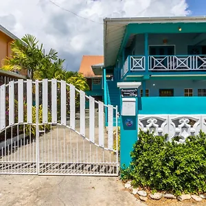 House In Crown Point- Walk To The Bon Accord Village
